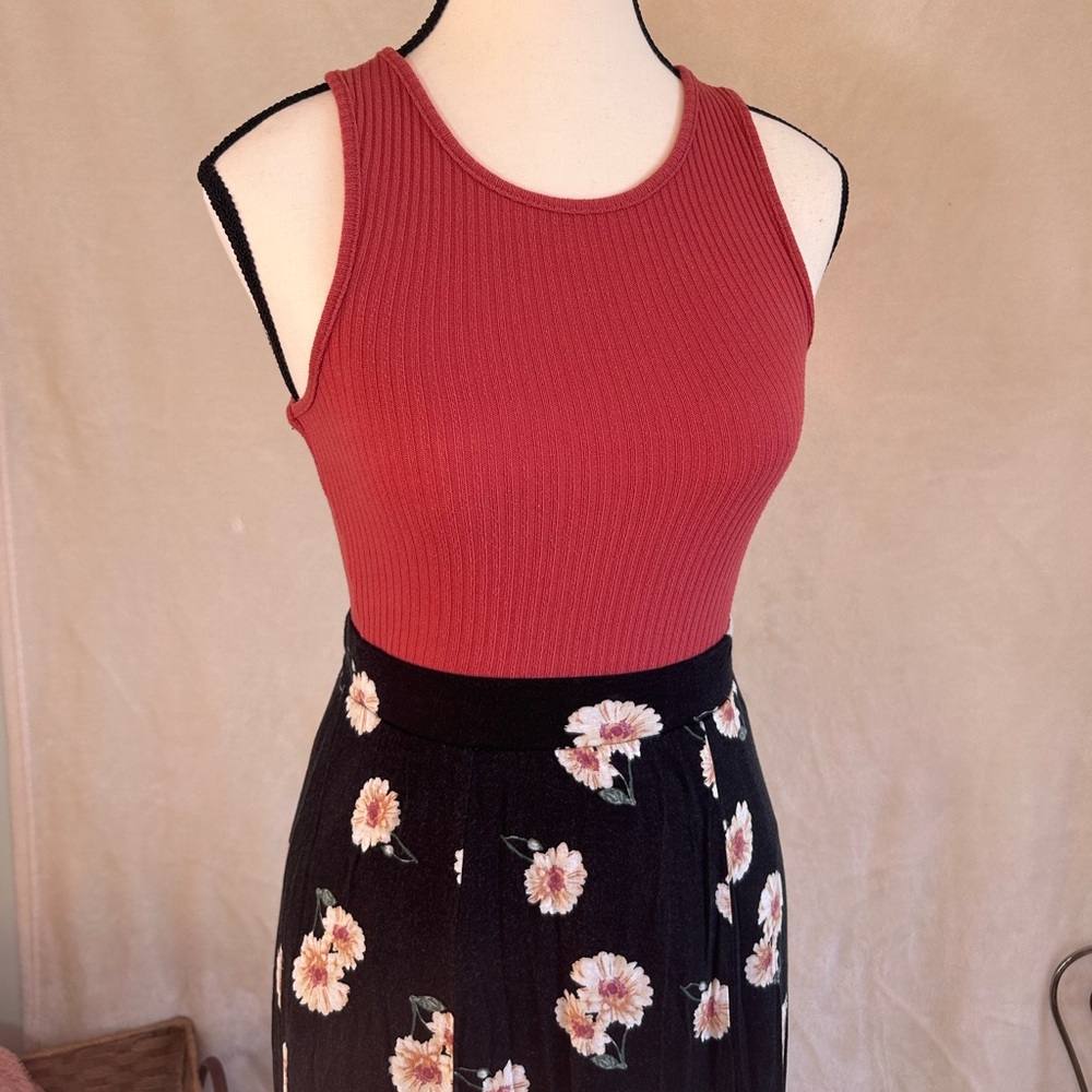Revamped Rust Ribbed Crop Top
